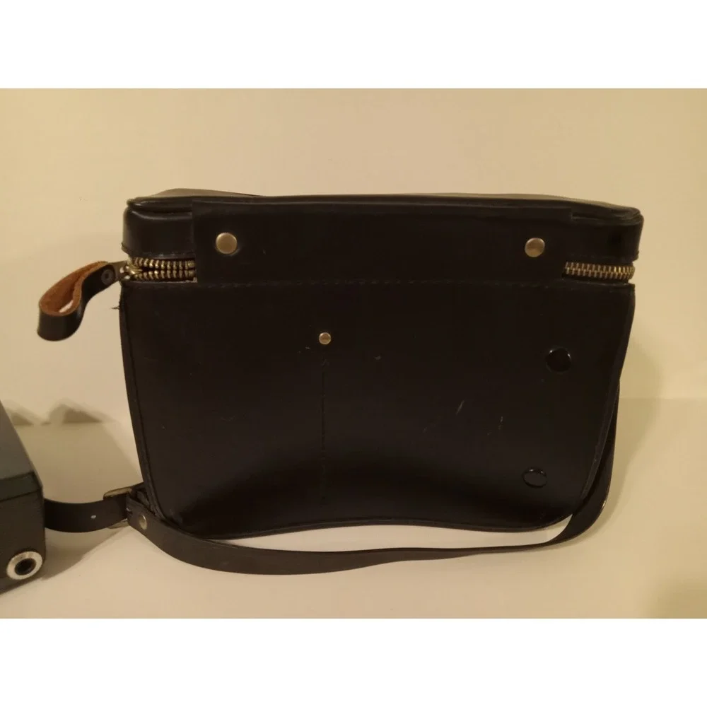Used Vintage‎ Kodak Automatic 8 Movie Camera with manual film and carrying case.